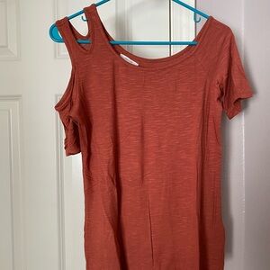 Maurices Terracotta Cold Shoulder Tee